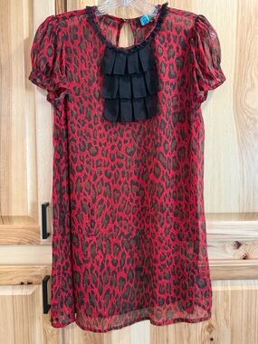 Forever 21 Twist Y2K Red and Black Leopard Print Ruffle Front Tunic Top Size S